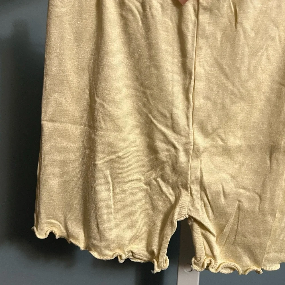 Yellow Knit Biker Shorts with Bow NWOT 5-6